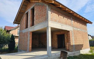 Casa la rosu, 4 camere, 2 bai, 345 mp teren, zona Ampoi 3 - Poză 3