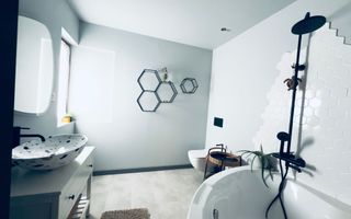 Vila de inchiriat -6 camere -AMERICAN Village-PIPIERA -PARCARE - Poză 5