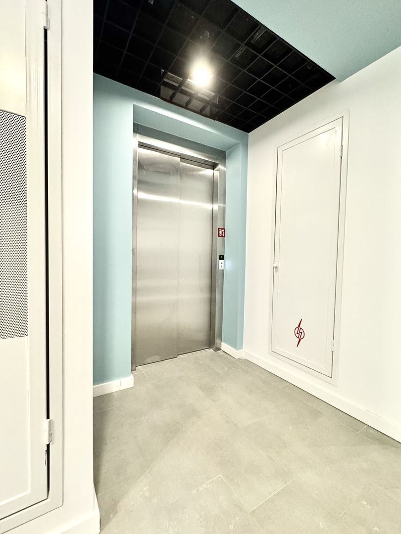 Apartament elegant, prima închiriere, zona Torontalului - XCITY TOWER - Poză 23