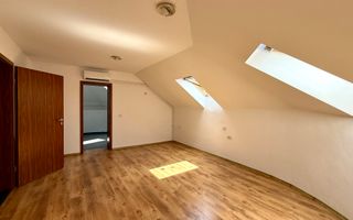 IMOBIL CU MULTIPLE DESTINATII - Poză 12