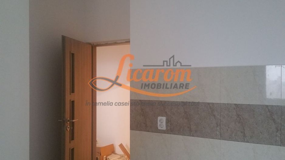 Spatiu de birou Centrul Civic  str Mihail Kogalniceanu pret 600 euro - Poză 9