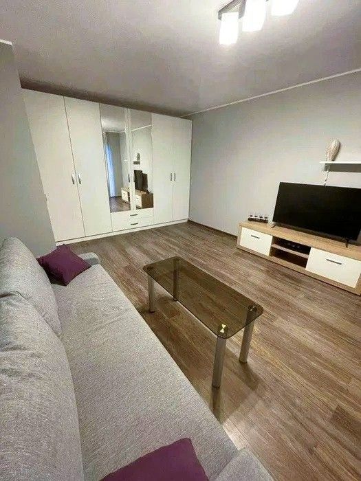 Garsoniera Soseaua Oltenitei | Piata Sudului metrou - Poză 2