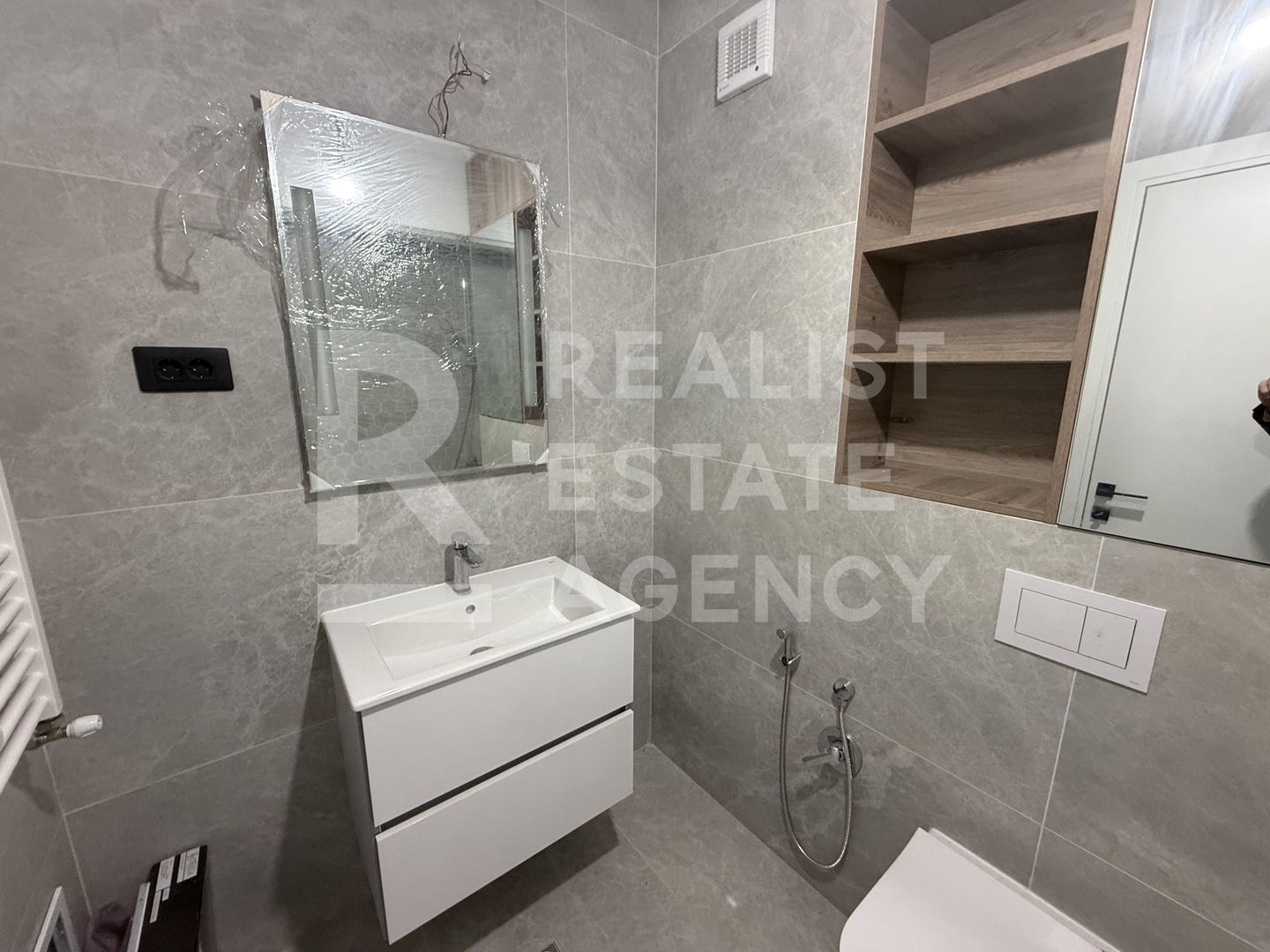 Închiriere apartament de tip penthouse - Sfântul Andrei, Iași - Poză 9