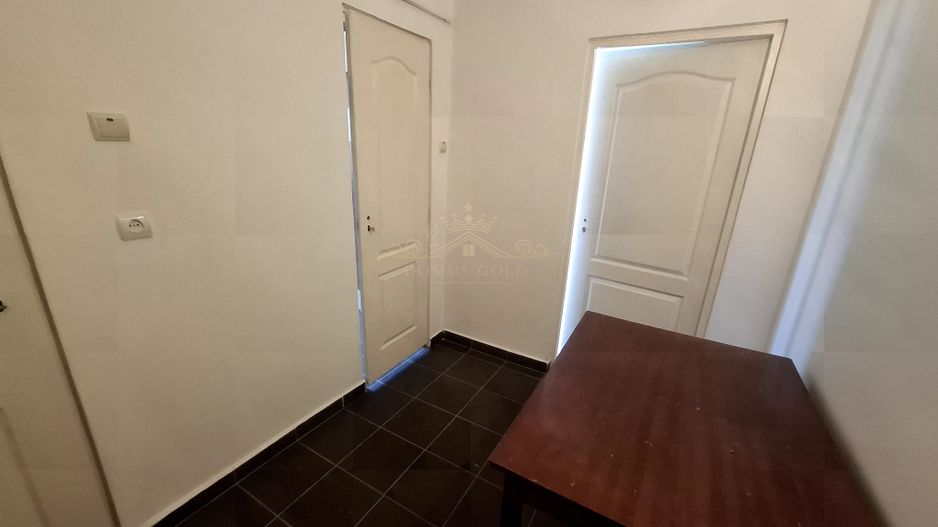 Vind urgent apartament in Turda . - Poză 27
