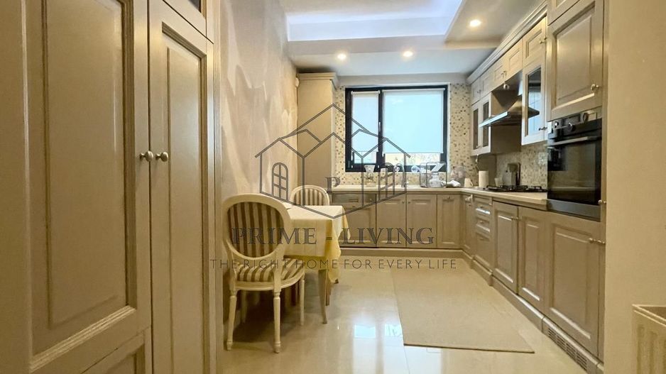 APARTAMENT SUPERB CU 4 CAMERE CU VEDERE SPRE PARCUL VERDI - Poză 5