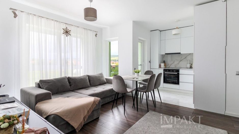 Apartament cu 3 camere ready to move in Floresti zona Terra - Poză 1