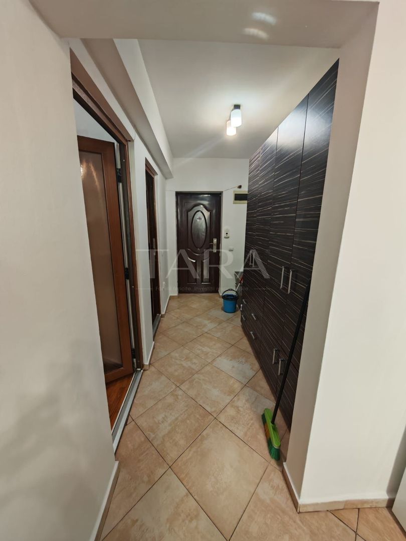 Apartament cu parcare inclusă, Florești, zona centrală. - Poză 2