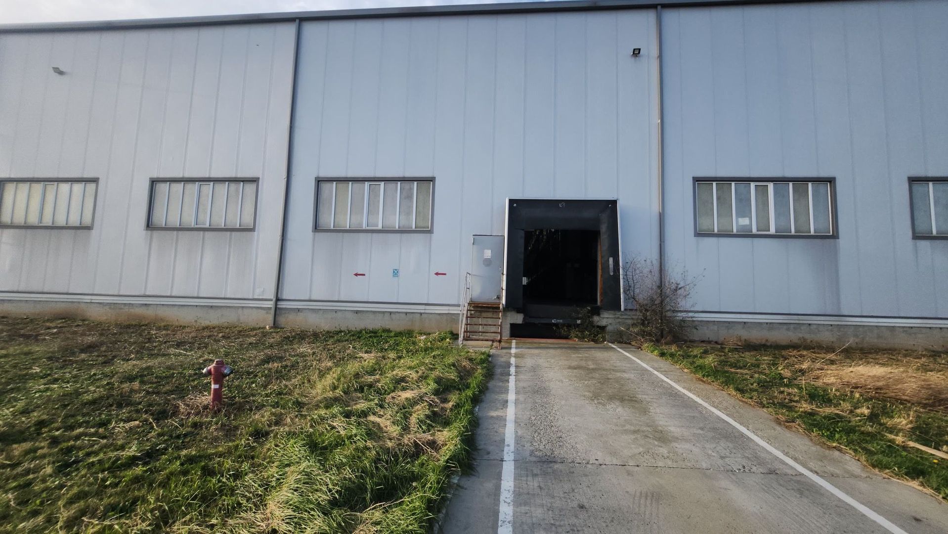 Hala pentru producție sau depozitare - Poză 15