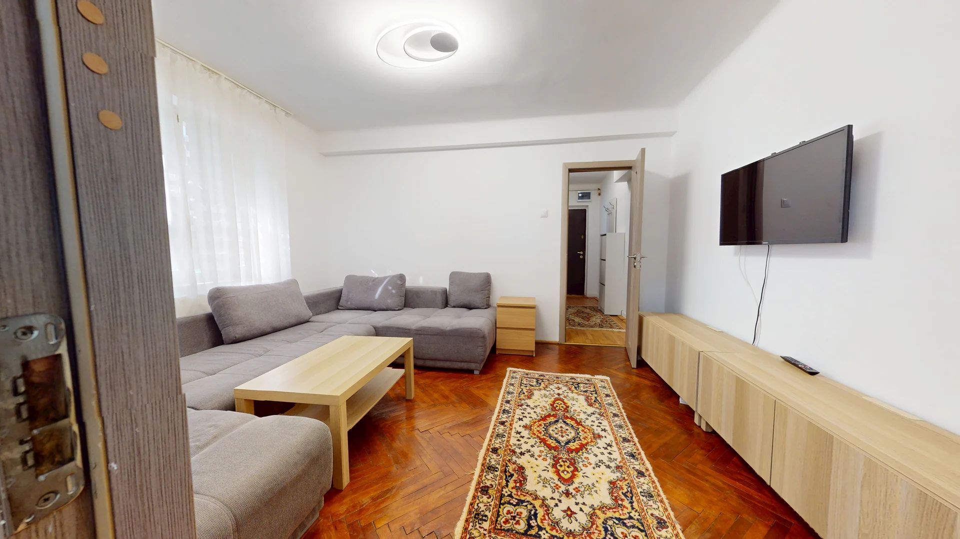 Apartament mobilat cu plata in rate-Avram Iancu - Poză 1