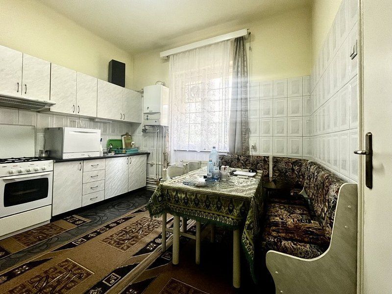 Apartament patrimoniu, 130 mp, cu garaj, et 1, in Piața Victoriei- Primărie - Poză 14