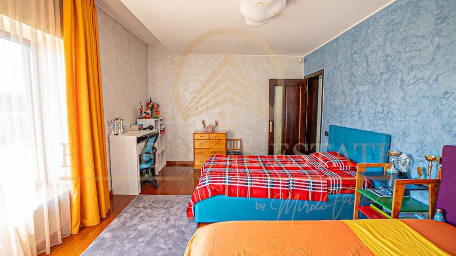 Mamaia Sat - Vila moderna, dotari premium, curte mare, vedere la lac! - Poză 16