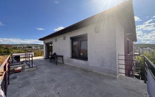 APARTAMENT DE TIP PENTHOUSE CU TERASA 60MP - Poză 11