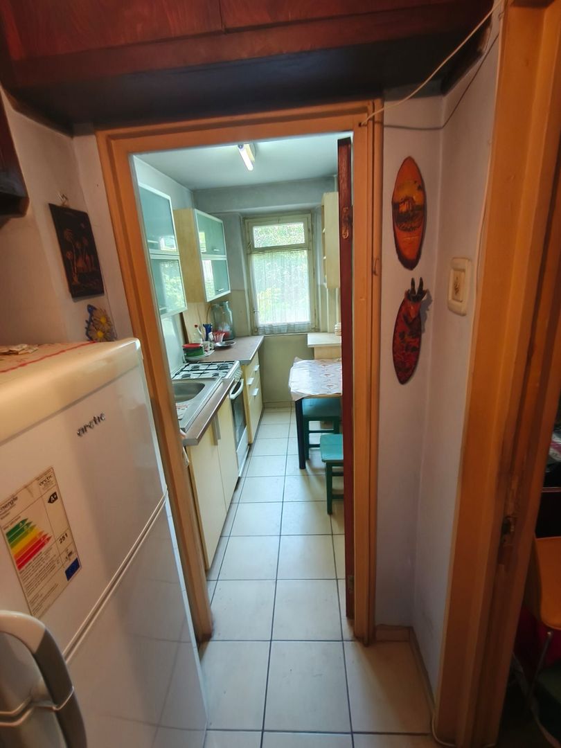 De vanzare Apartament 2 camere, Veteranilor - Poză 1