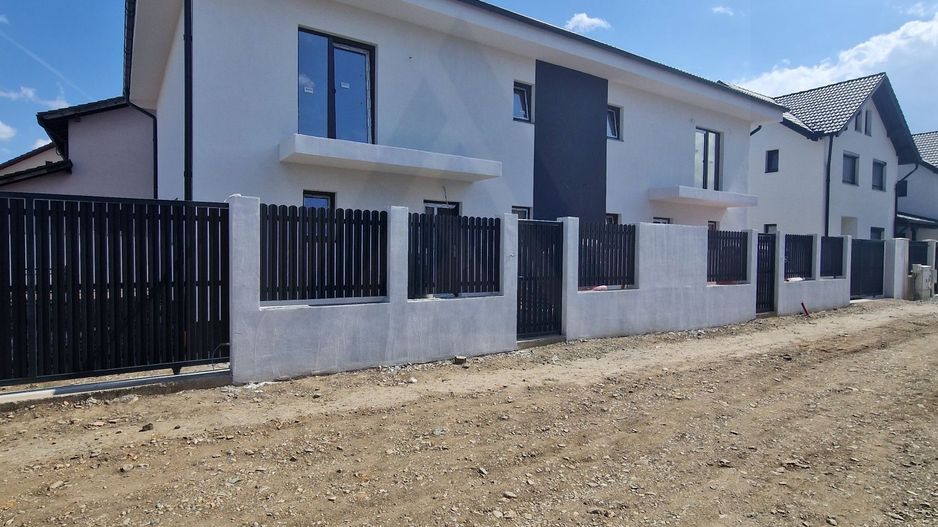 Casa tip duplex 125 mp utili 4 camere curte libera 138 mp in Selimbar - Poză 3