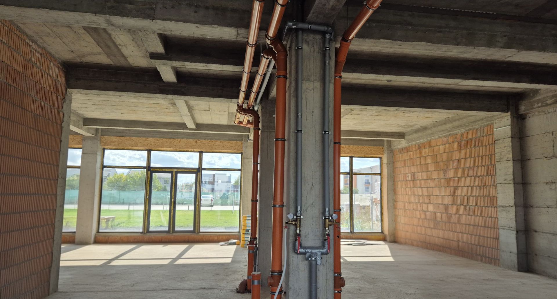 SPATIU MULTIPLE DESTINATII COMUNA GIROC - Poză 3