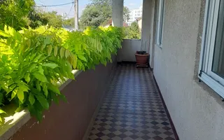 Jumatate din casa duplex D+P+E , 4 camere  in spatele strandului - Poză 13