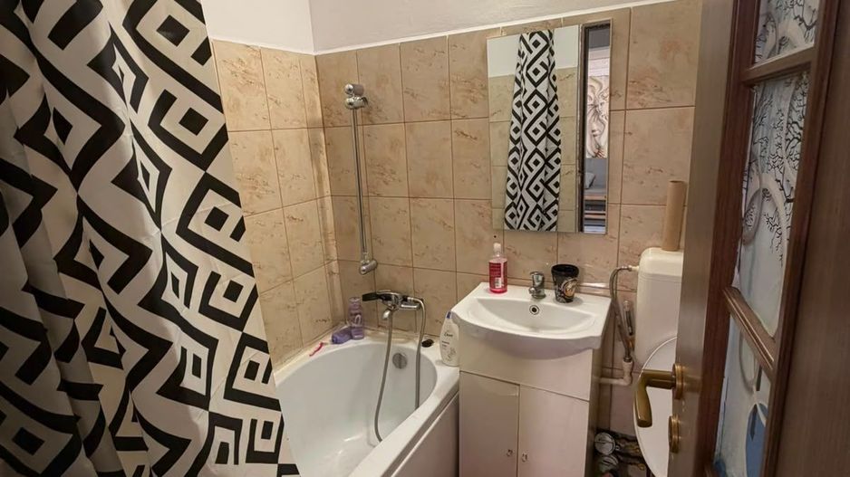 Apartament cu doua camere, Aparatorii Patriei, 64.000€ - Poză 6