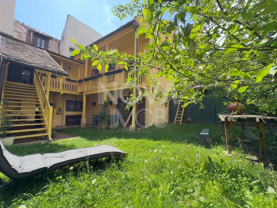 CASA INDIVIDUALA IN CENTRUL ISTORIC AL SIBIULUI - Poză 26