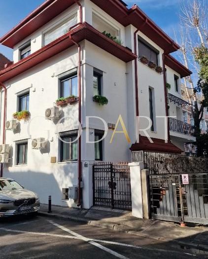 Duplex 5 camere | Ultracentral | Prima inchiriere - Poză 1