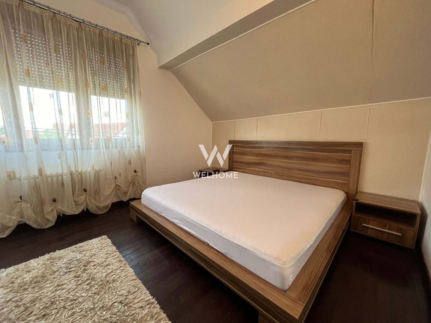 Casa cu terasa generoasa zona centrala - Sibiu - Poză 7