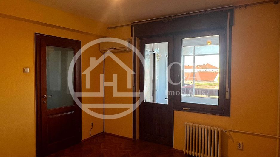 Apartament cu 4 camere de vanzare Ultracentral Oradea - Poză 16