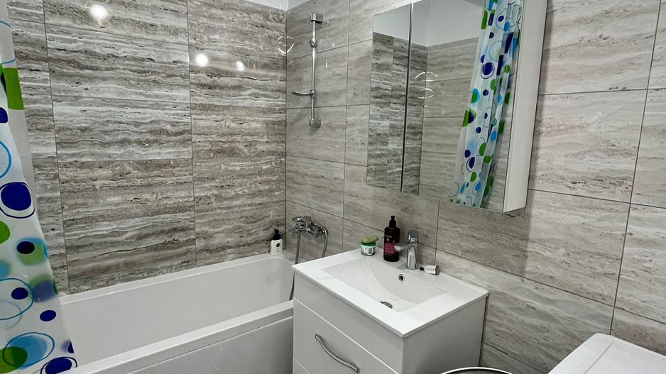 3 cam, Rebreanu, bloc nou, încălzire pardoseala, parcare inclusa, lux! - Poză 4