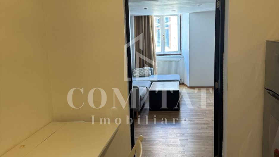 Garsonieră modernă în zonă centrală | Nișă de dormit - Poză 12