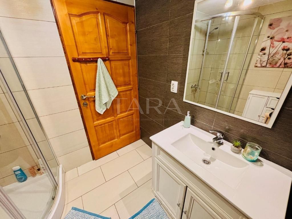 Oază de liniște în Feleacu – casă cu piscină, saună și jacuzzi - Poză 5