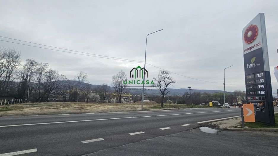 Teren intravilan /3211mp / Calea Bucuresti - Poză 1