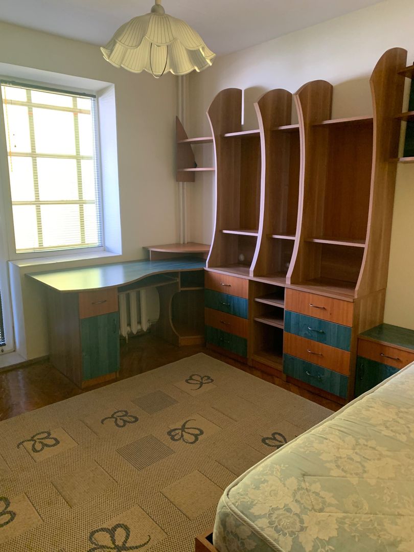 Apartament cu 4 camere de inchiriat zona Dragos Voda, Oradea - Poză 2