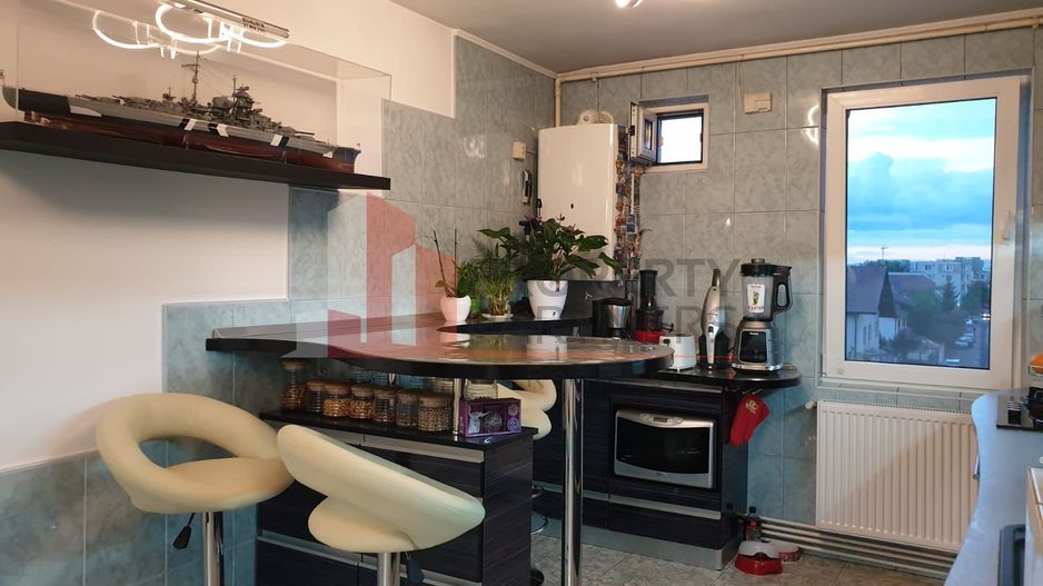 Apartament 4 camere Tractorul - Poză 10
