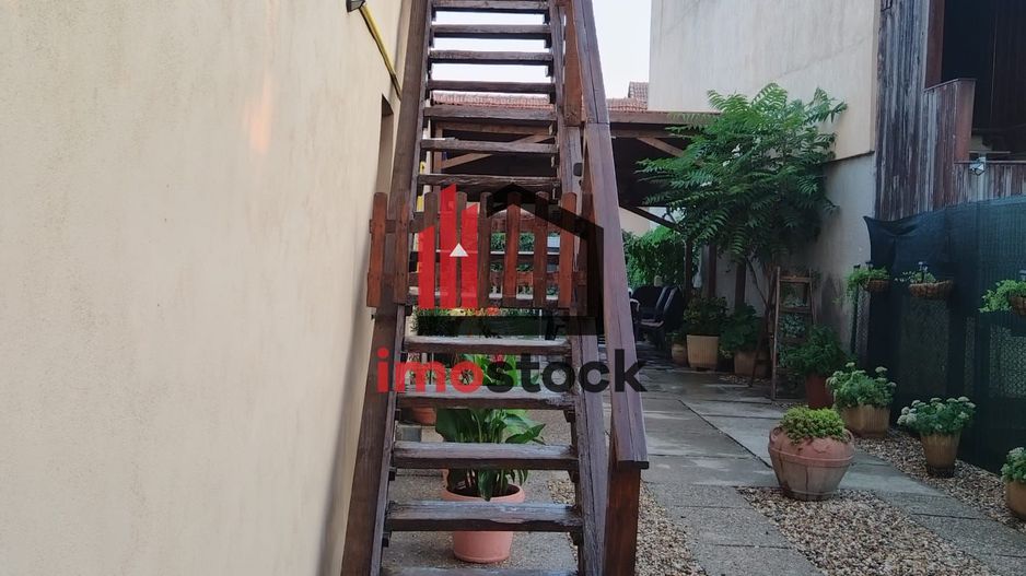 Casă -zona Liviu Rebreanu - Poză 8
