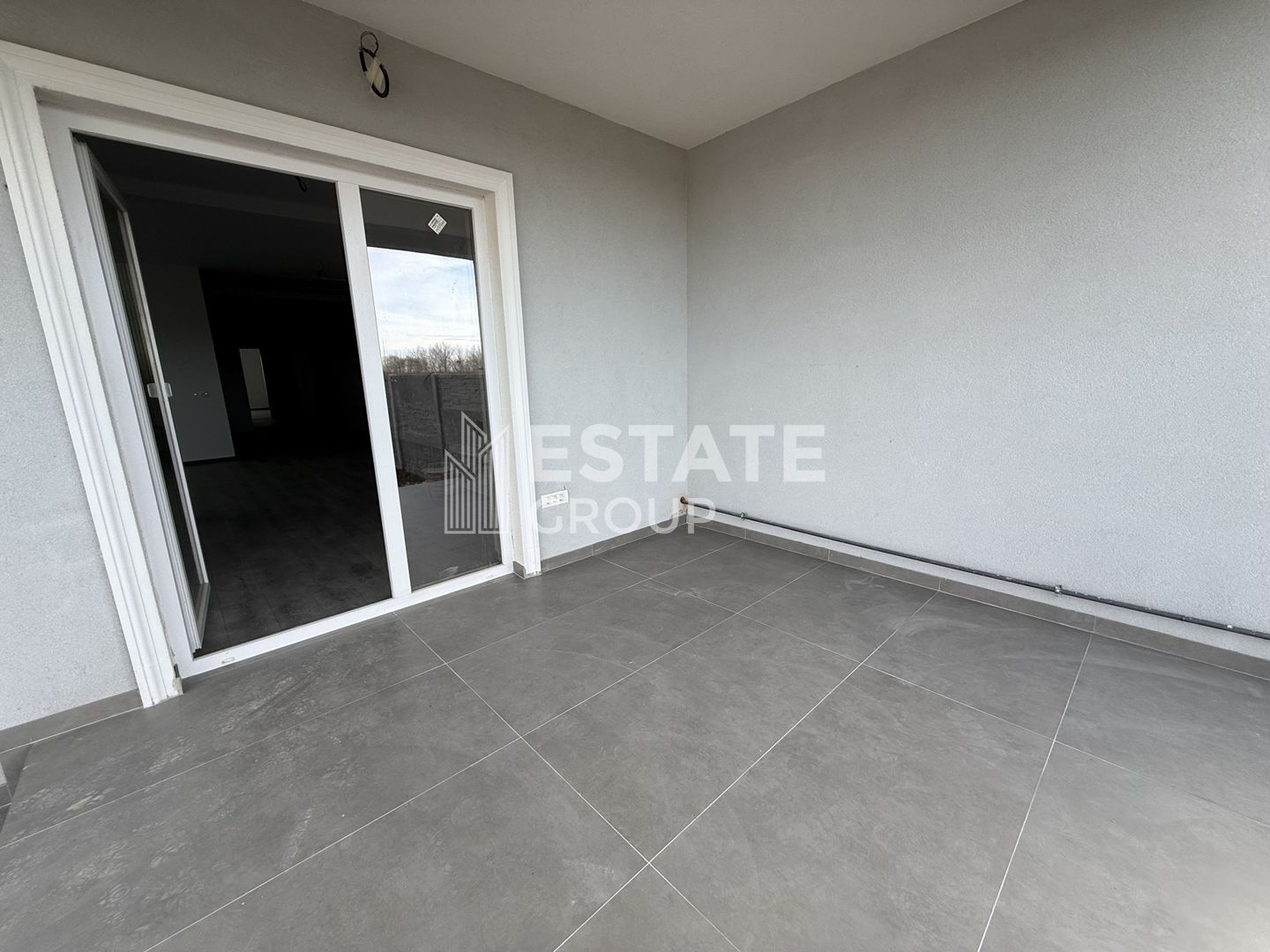 Duplex cu 4 camere in Mosnita Noua - Poză 9