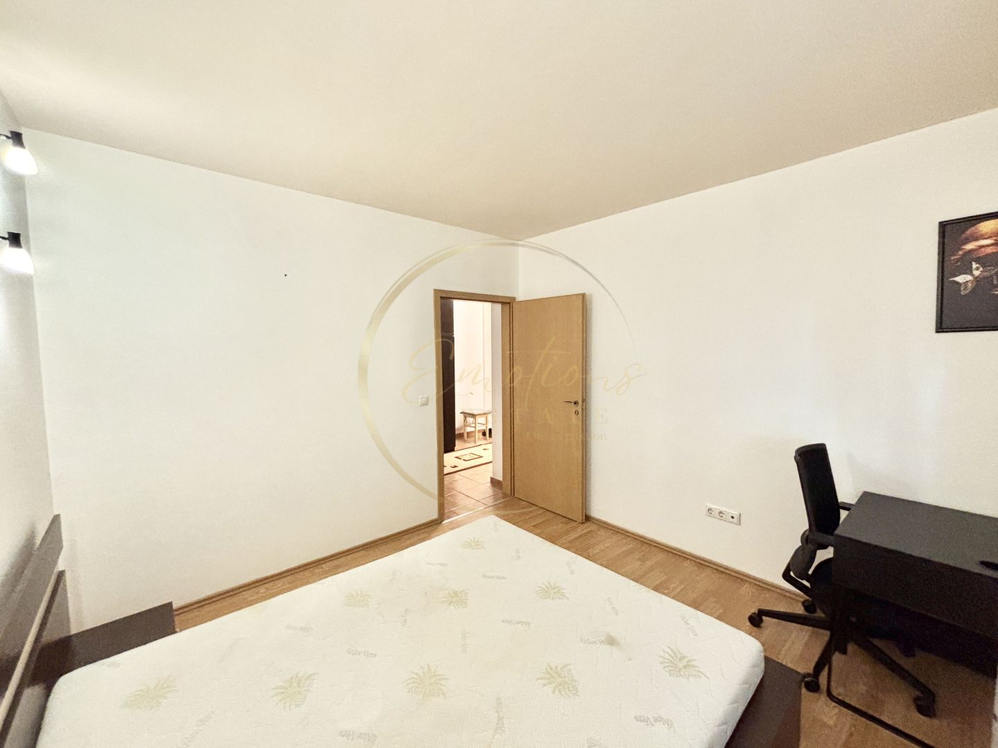 SUPER PREȚ | Apartament decomandat cu 2 camere - Zona Aradului | Loc de parcare - Poză 4