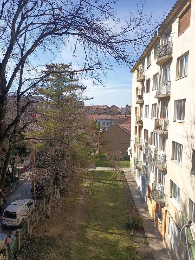 Apartament cu 2 camere strada Horea - Poză 1