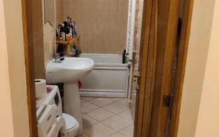 Vând apartament Focșani zona sud - Poză 2
