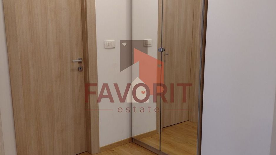 2 camere | etaj intermediar | centrala proprie | zona excelenta | - Poză 8