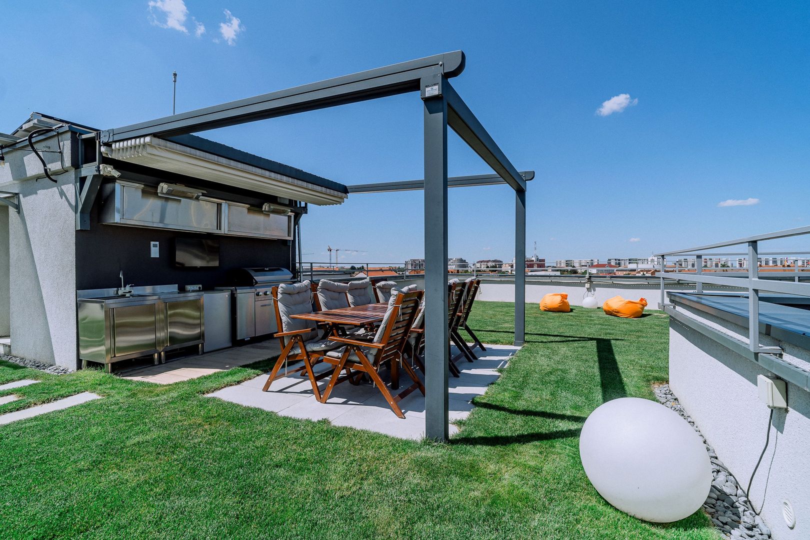 Penthouse 4 camere, ultracentral, Oradea. 800 000 E + TVA. Comision 0 - Poză 28