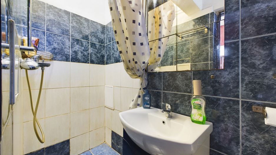 Apartament cu o cameră situat vizavi de Gara de Nord - Poză 6
