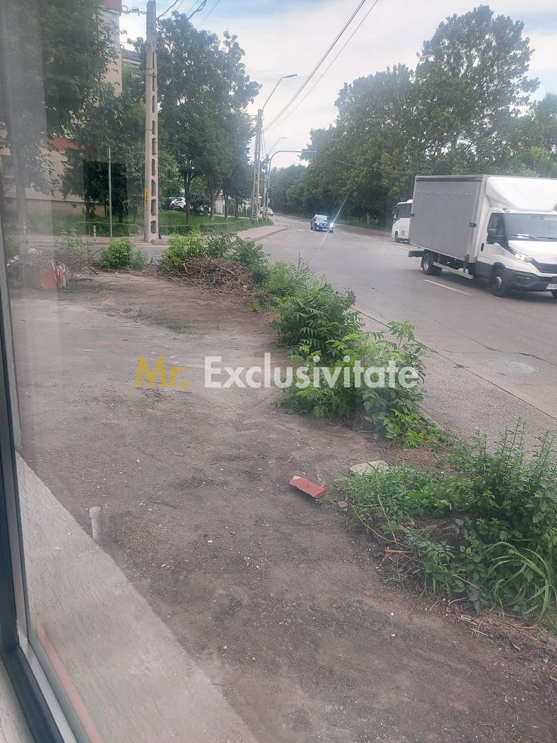 De închiriat -Spatiu Stradal, zona semicentrala, str Raurilor- Pitesti - Poză 7