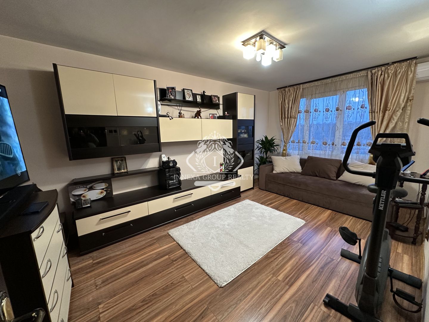 Apartament 3 camere Giulesti - Poză 1