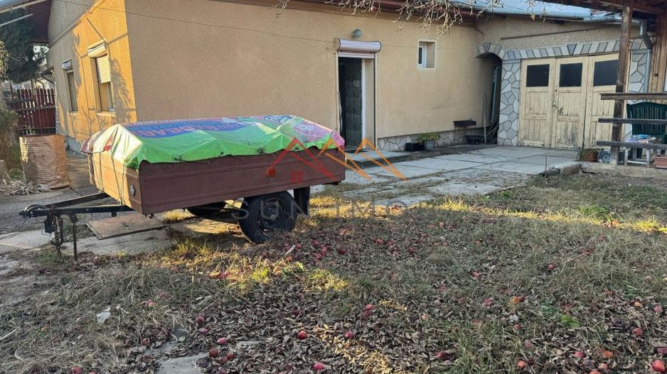 Casa 3 camere, garaj, teren 289 m2, central, stare buna, Campina, PH - Poză 2