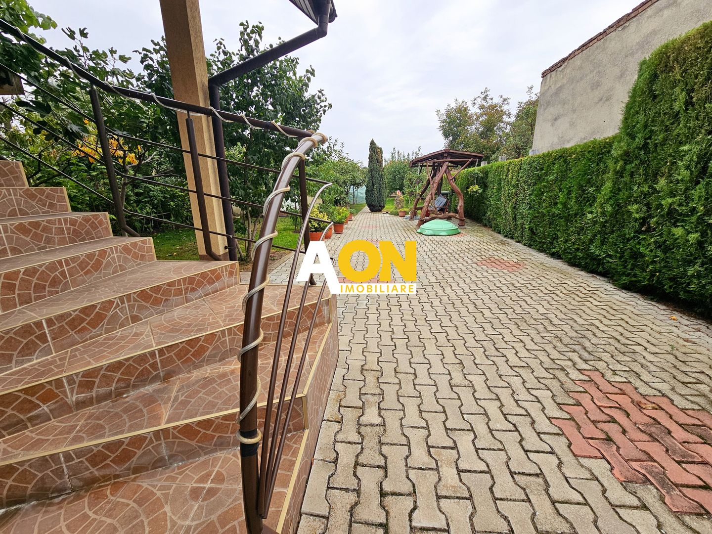 Casa 6 camere, 715 mp teren, langa Cetatea Alba Carolina - Poză 3