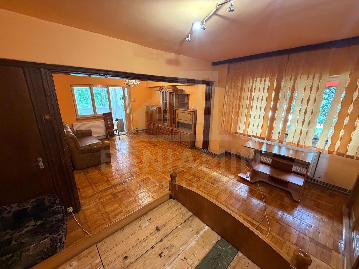 Apartament 3 camere decomandat cu 2 bai - Lapus - - Poză 2