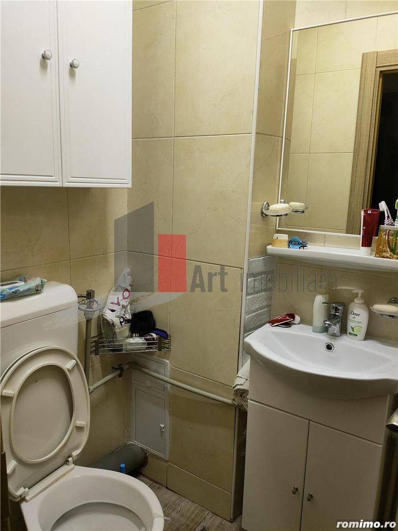 Vânzare apartament semidecomandat 4 camere cu centrală Bd. Obregia - Poză 9