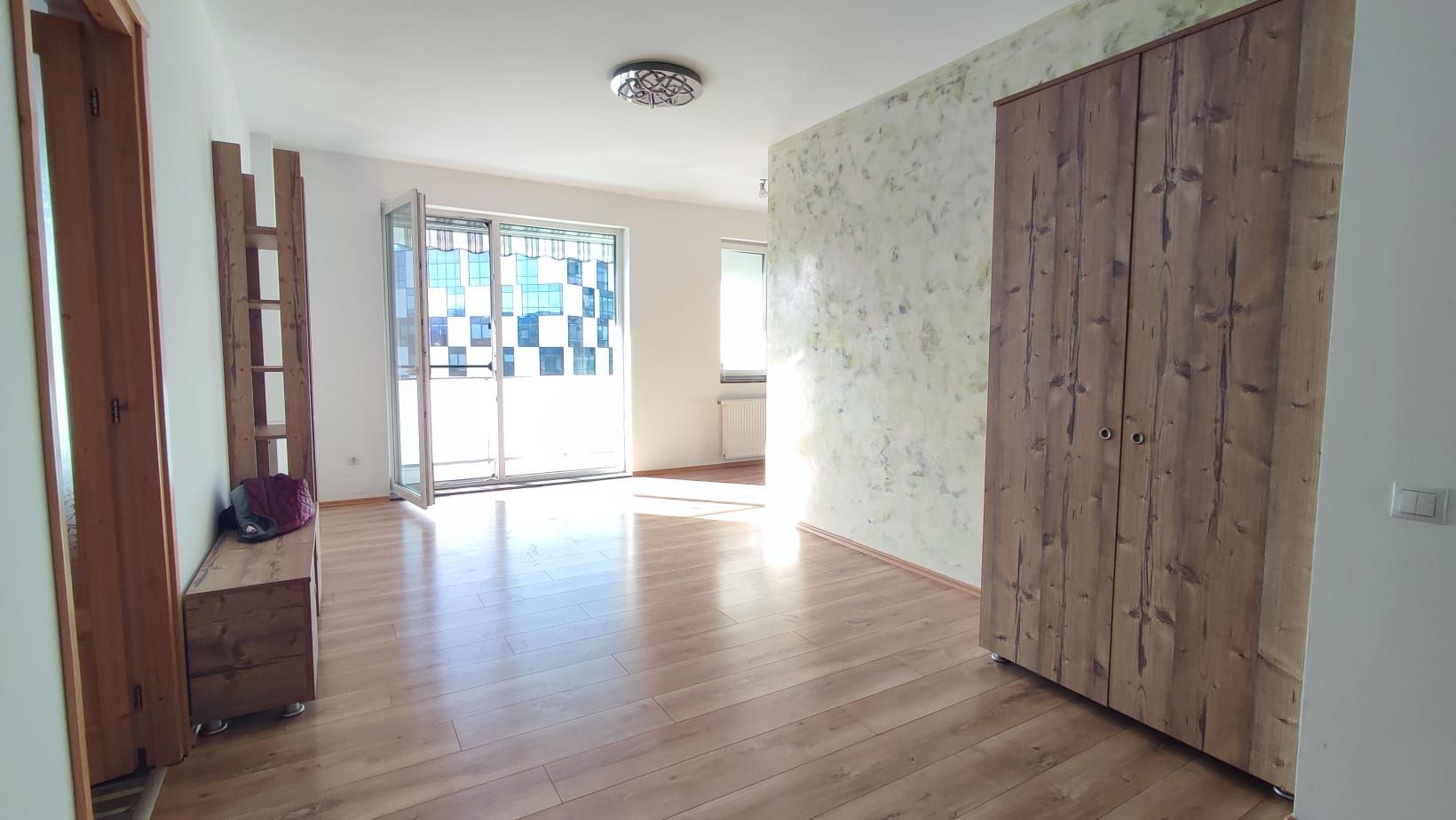 Apartament  Cu Parcare Bloc Nou complex CBC Marasti - Poză 3