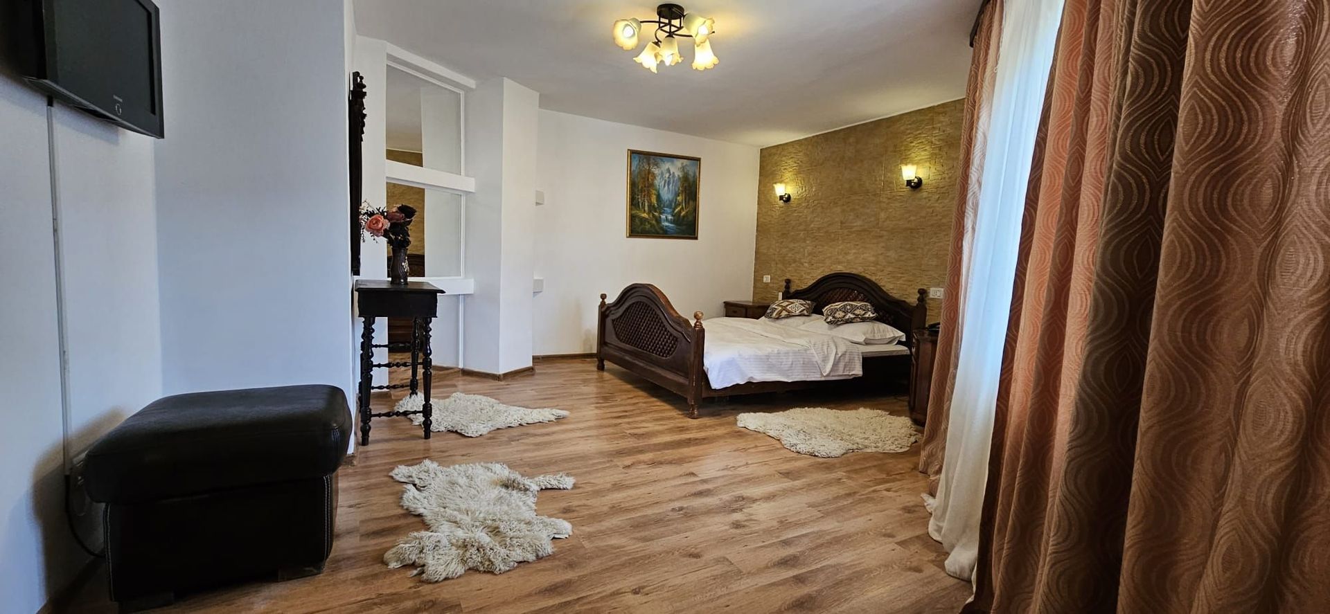 HOTEL BRAN– ZONA PREMIUM / 31 UNITĂȚI CAZARE / SPA / RESTAURANT - Poză 3