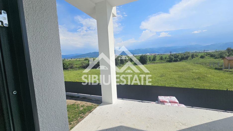 Casa 5 camere, TEREN MARE, pret BUN - Poză 7