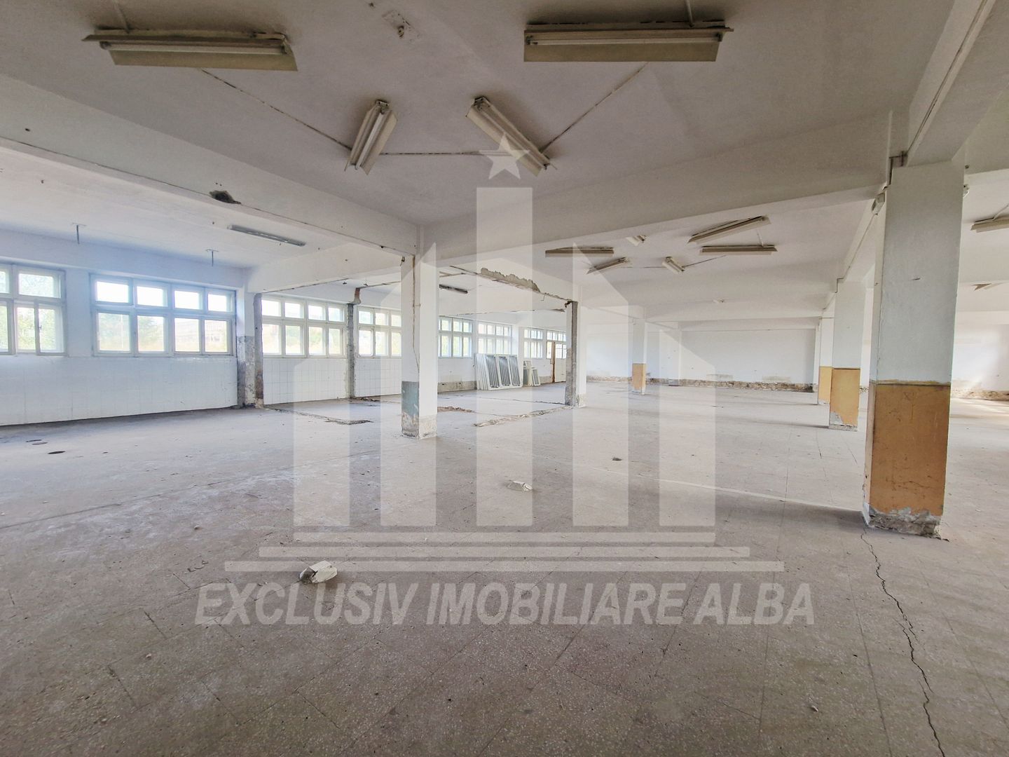 Spatiu industrial | De vanzare | 1271 mp | 3.4 m inaltime | Alba Iulia - Poză 2