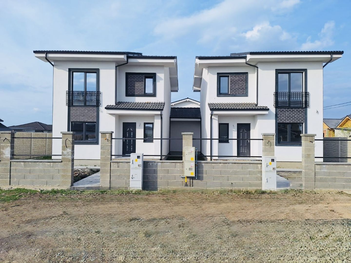 Moșnița Veche | 1/2 Duplex | 110 mp utili | Toate utilitatile|  Dormitor parter - Poză 2